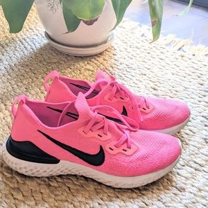 Nike Knit Running Shoes Size 9